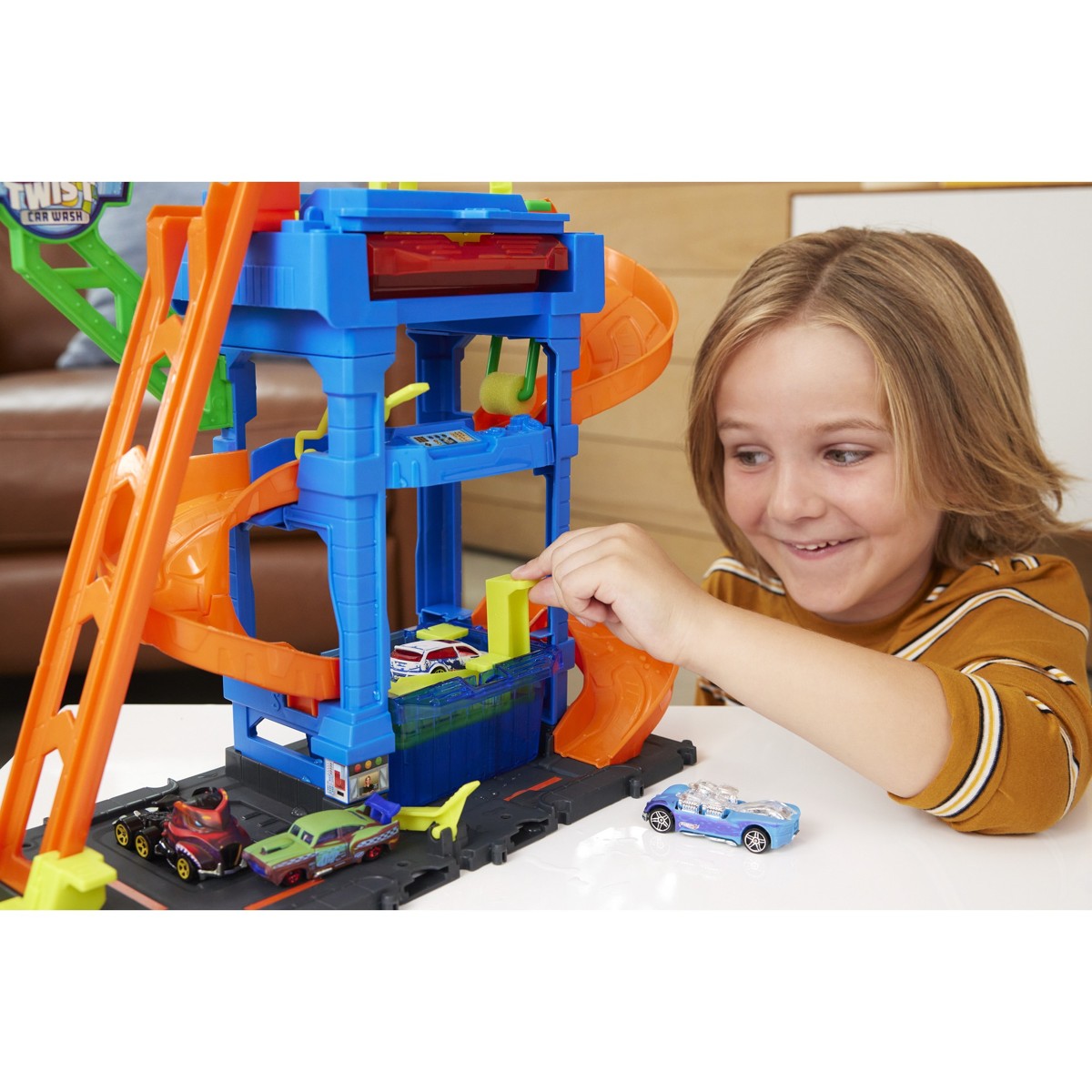 HOT WHEELS City, autopraonica - Image 2