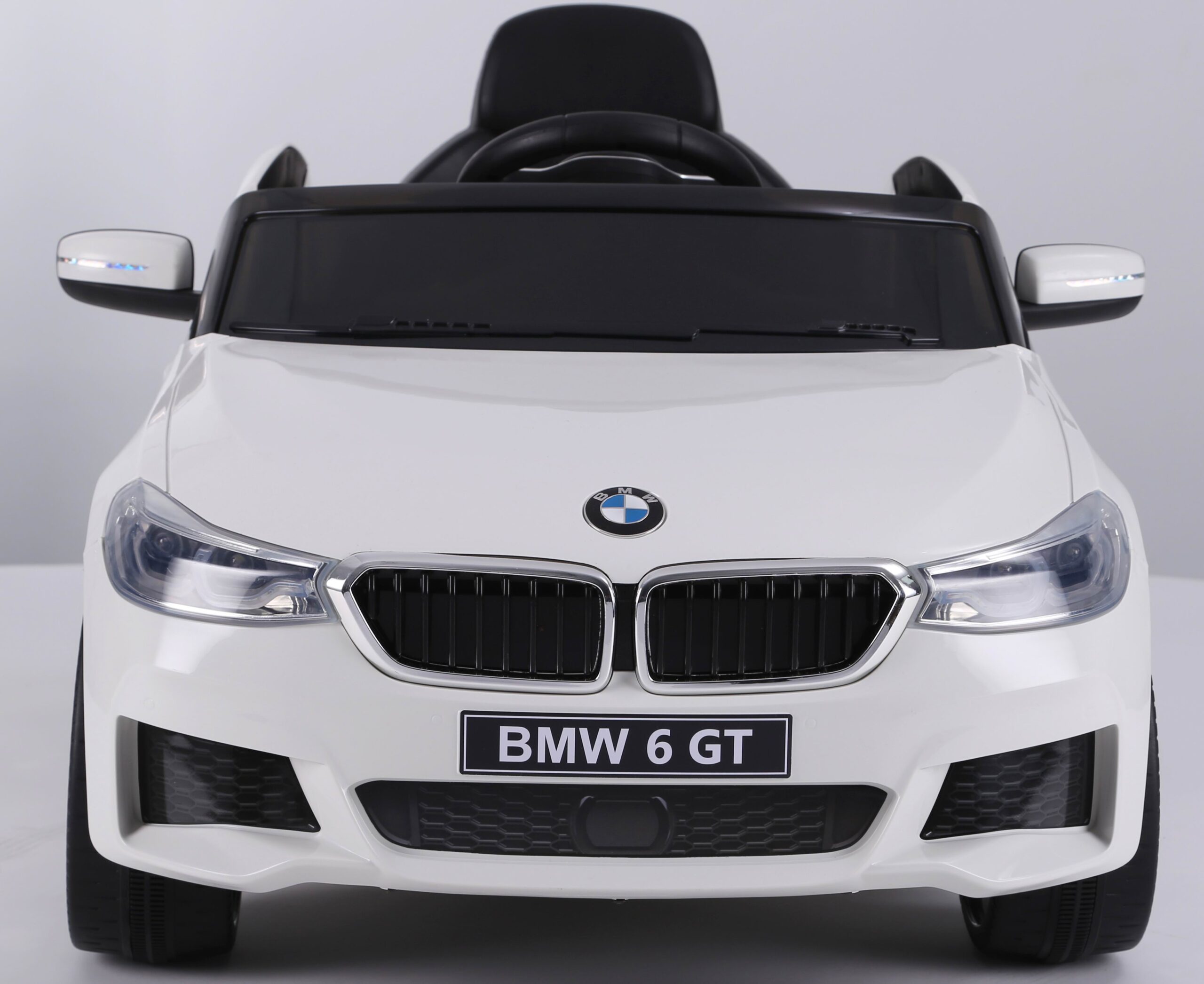 OCIE auto na akum. BMW GT 12v bijeli 42820